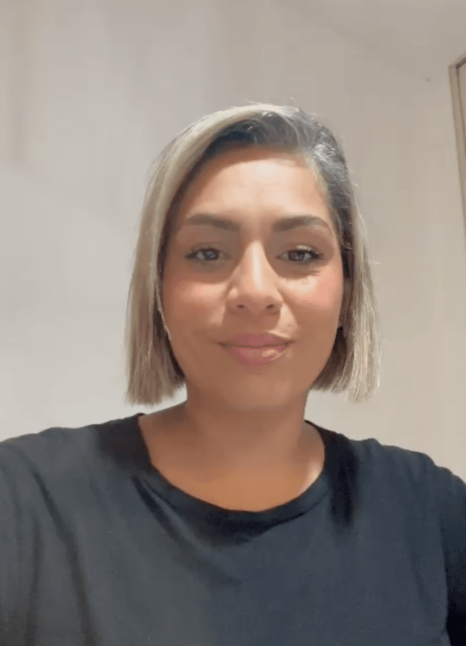 Soraya, ancienne candidate, témoigne de sa réussite à l'examen de la capacité de transport après sa formation chez LYAD Academy, aujourd'hui intégrée à l'EFCT.